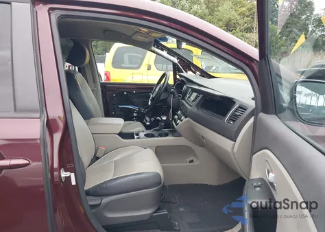 2017 Kia Sedona Lx z USA, uszkodzony, nr VIN KNDMB5C10H6334843